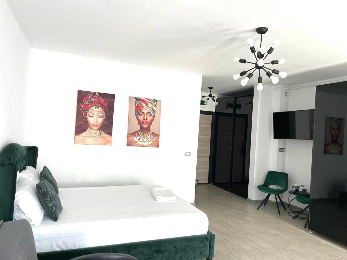 Nicolas By Alezzii Beach Apartament Studio Năvodari Eksteriør billede